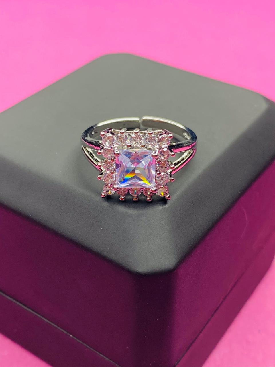 Elegance silver ring